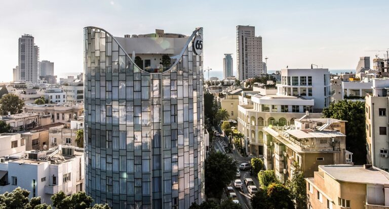 מלון 65 בתל אביב - מבט מבחוץ